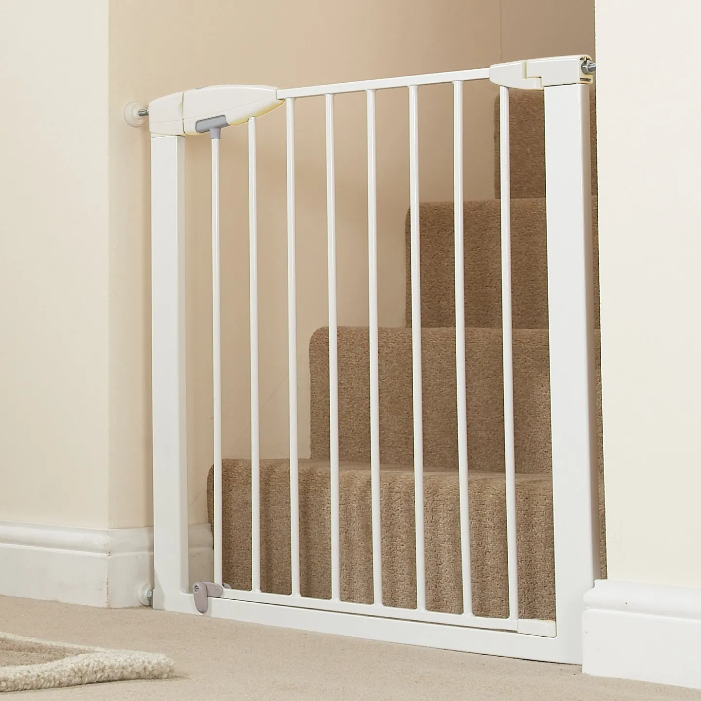 Munchkin Easy Close Pressure Mounted Baby Gate for Stairs, Hallways and Doors, Walk Through with Door, Metal, White, 35x29.5 Inch (Pack of 1)