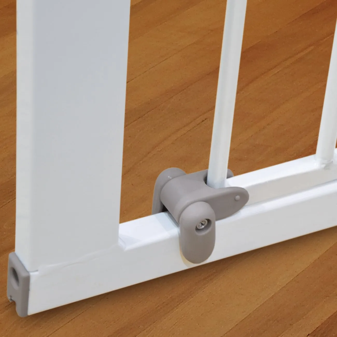 Munchkin Easy Close Pressure Mounted Baby Gate for Stairs, Hallways and Doors, Walk Through with Door, Metal, White, 35x29.5 Inch (Pack of 1)