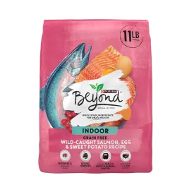 Purina Beyond Natural Grain Free Dry Cat Food Simply Indoor Salmon, Egg and Sweet Potato Recipe - 11 lb. Bag